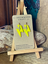Load image into Gallery viewer, Yellow and gold lightening drops