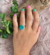 Load image into Gallery viewer, Cute sea green ring
