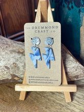 Load image into Gallery viewer, Blue and white marbled lightening drops