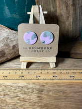 Load image into Gallery viewer, Stunning large pink studs