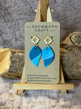 Load image into Gallery viewer, Turquoise two tone teardrops