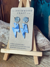 Load image into Gallery viewer, Blue and white marbled lightening drops