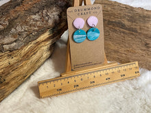 Load image into Gallery viewer, Pale pink and turquoise “wave” drops