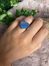 Load image into Gallery viewer, Sparkle blue heart ring
