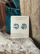 Load image into Gallery viewer, Cufflinks - brown and cream mix