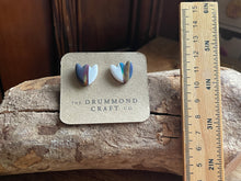 Load image into Gallery viewer, Beautiful tulip stud earrings