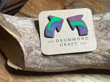 Load image into Gallery viewer, Funky arrow stud earrings