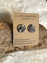 Load image into Gallery viewer, Cufflinks - marbled black and cream