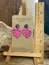 Load image into Gallery viewer, Pink tropical leaf drops