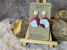 Load image into Gallery viewer, Crushed raspberry on white drops