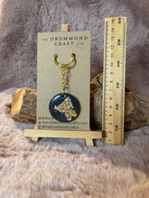 Load image into Gallery viewer, Gold texture “no waste” keyring