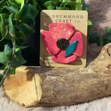 Load image into Gallery viewer, Remembrance Poppy Brooch gold sparkle