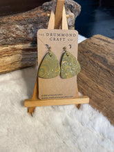 Load image into Gallery viewer, Olive and gold pebble drops