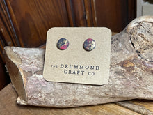 Load image into Gallery viewer, Red and green gold sparkle stud earrings