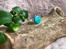 Load image into Gallery viewer, Cute sea green ring