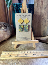 Load image into Gallery viewer, Mustard and black drop earrings