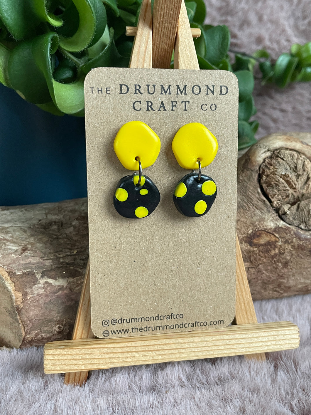 Cute black and yellow spotty drops